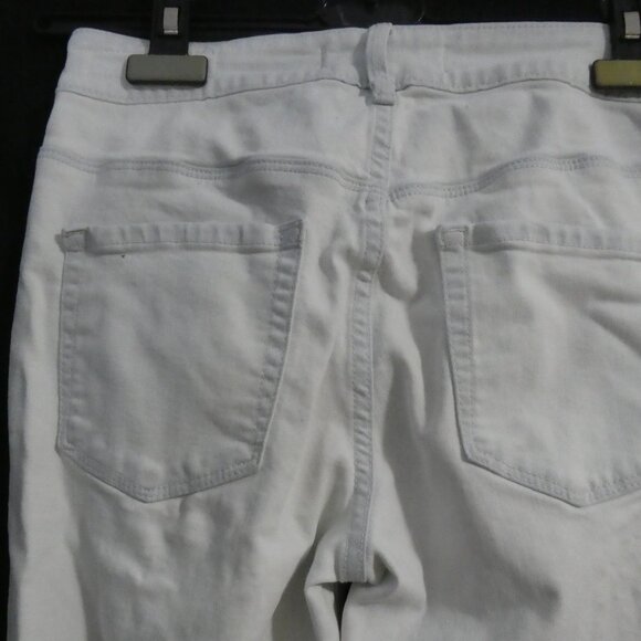 BULLHEAD DENIM CO - High Rise - Skinniest | size 3 | Light Blue Distressed Denim - Picture 11 of 16